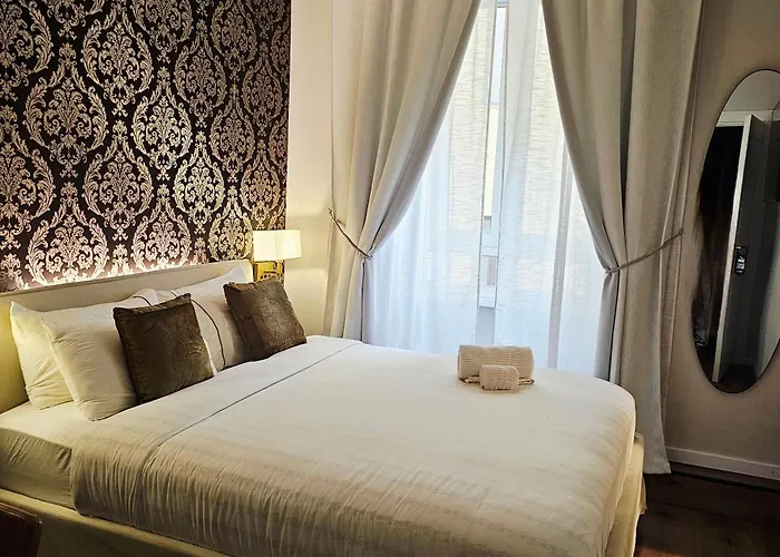 Stoa Boutique Рим