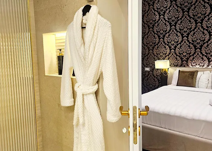 Stoa Boutique Отель