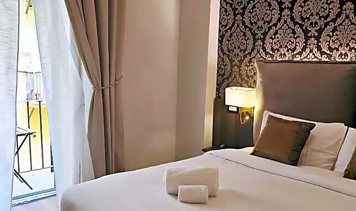 Stoa Boutique Отель